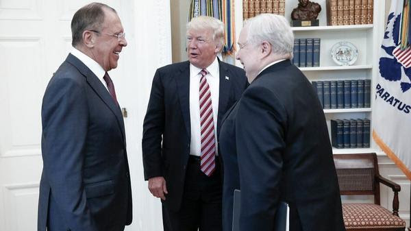 Trump-Russian officials Oval Office meeting