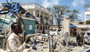 Somalia: Jihadis storm hotel where government officials are eating lunch, after jihad bomber rams entrance gate