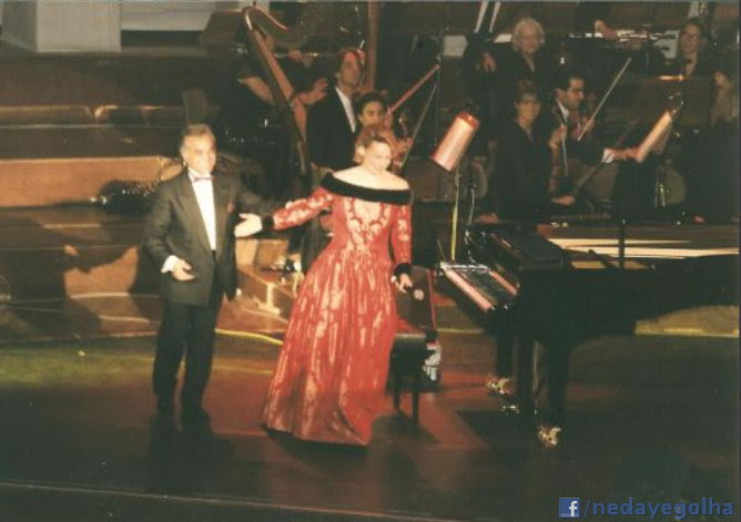 http://s1.picofile.com/file/7190837632/NedayeGolha_Group_23_Anoushiravan_Rohani_concert_in_Hannover_Germany_with_Vienna_Opera_Signer_Gabriella_Fontana_2000_.jpg
