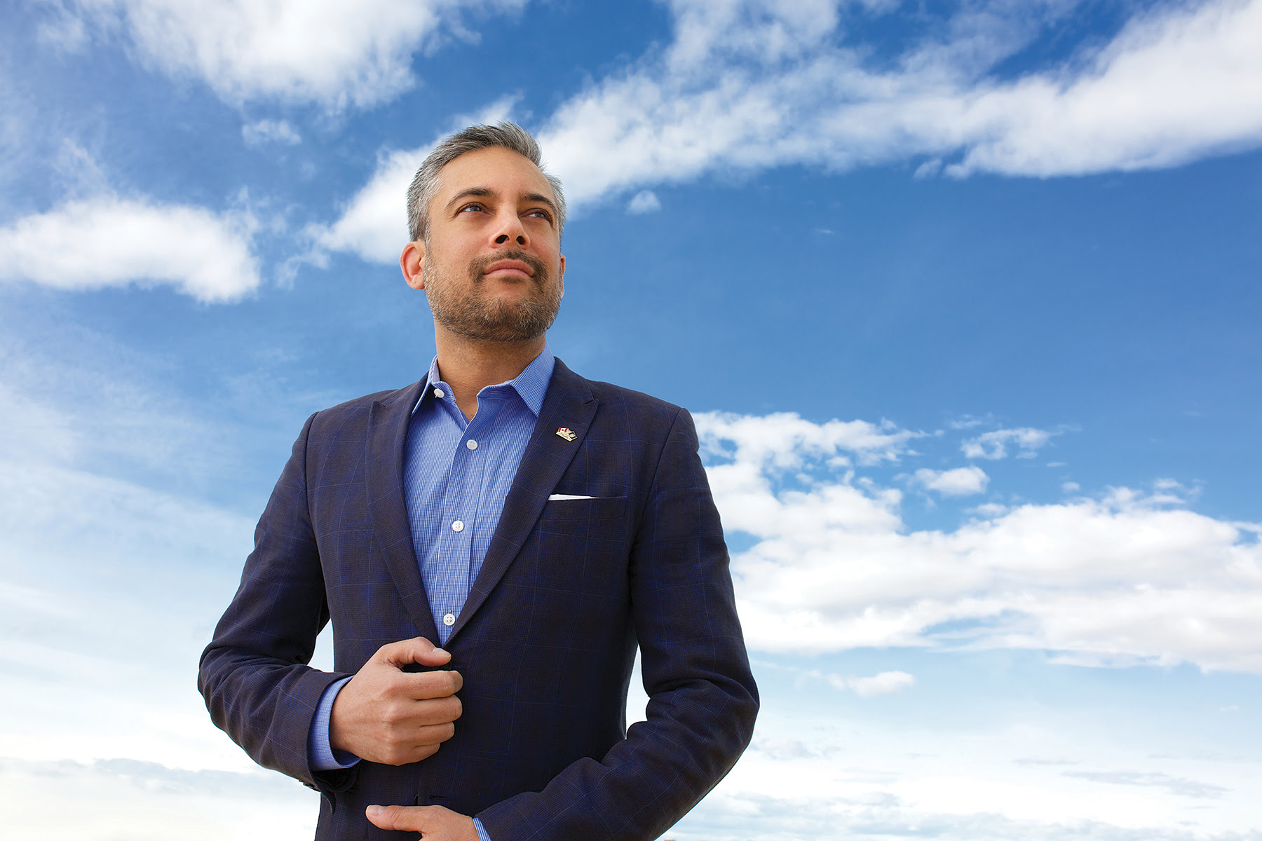DAVIDKHAN_PROFILE_FINAL_SKY_6x4.jpg