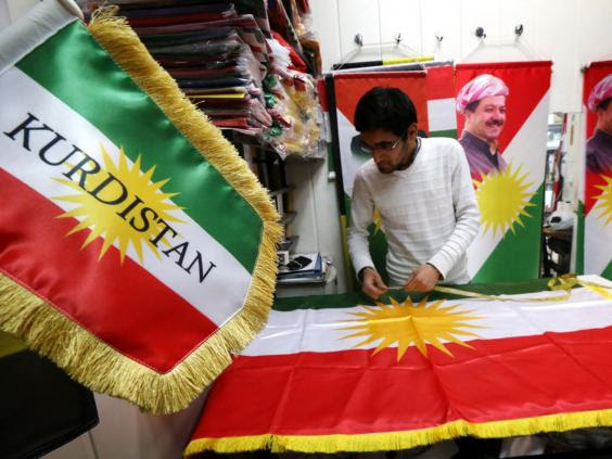 31-kurdish-flag-afp.jpg