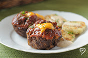 0692_cheddar-filled_mini_meatloaves_175x115_sm