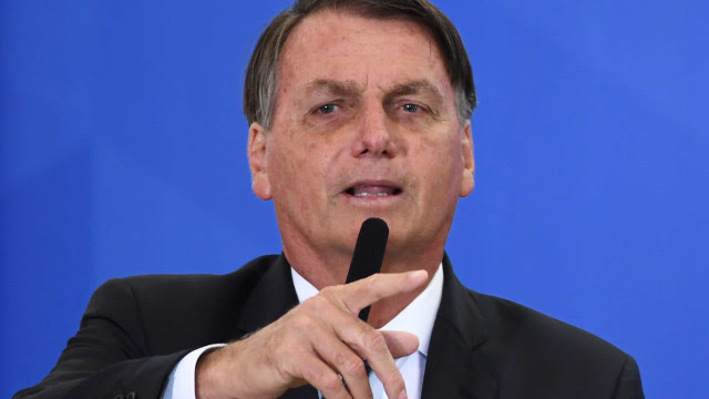 Bolsonaro dá informação falsa sobre eleição na Câmara em nova defesa do voto impresso