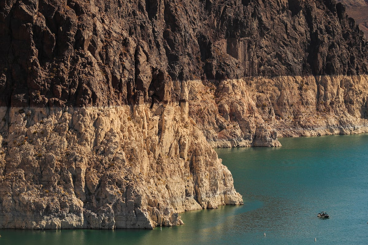 Low water levels on Lake Mead
