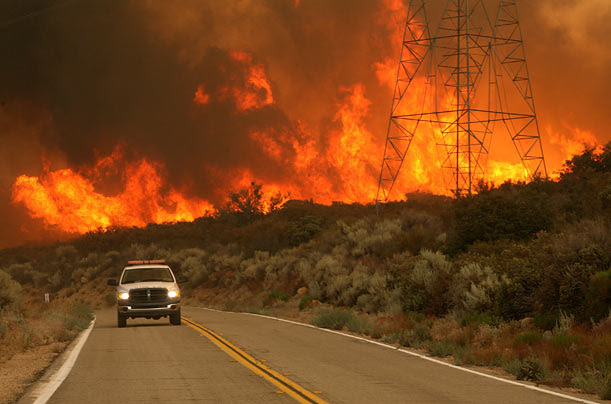 Planet X Falling on US West: Entire California City of 200,000 Gone - NASA and Military Cover-up (Video)