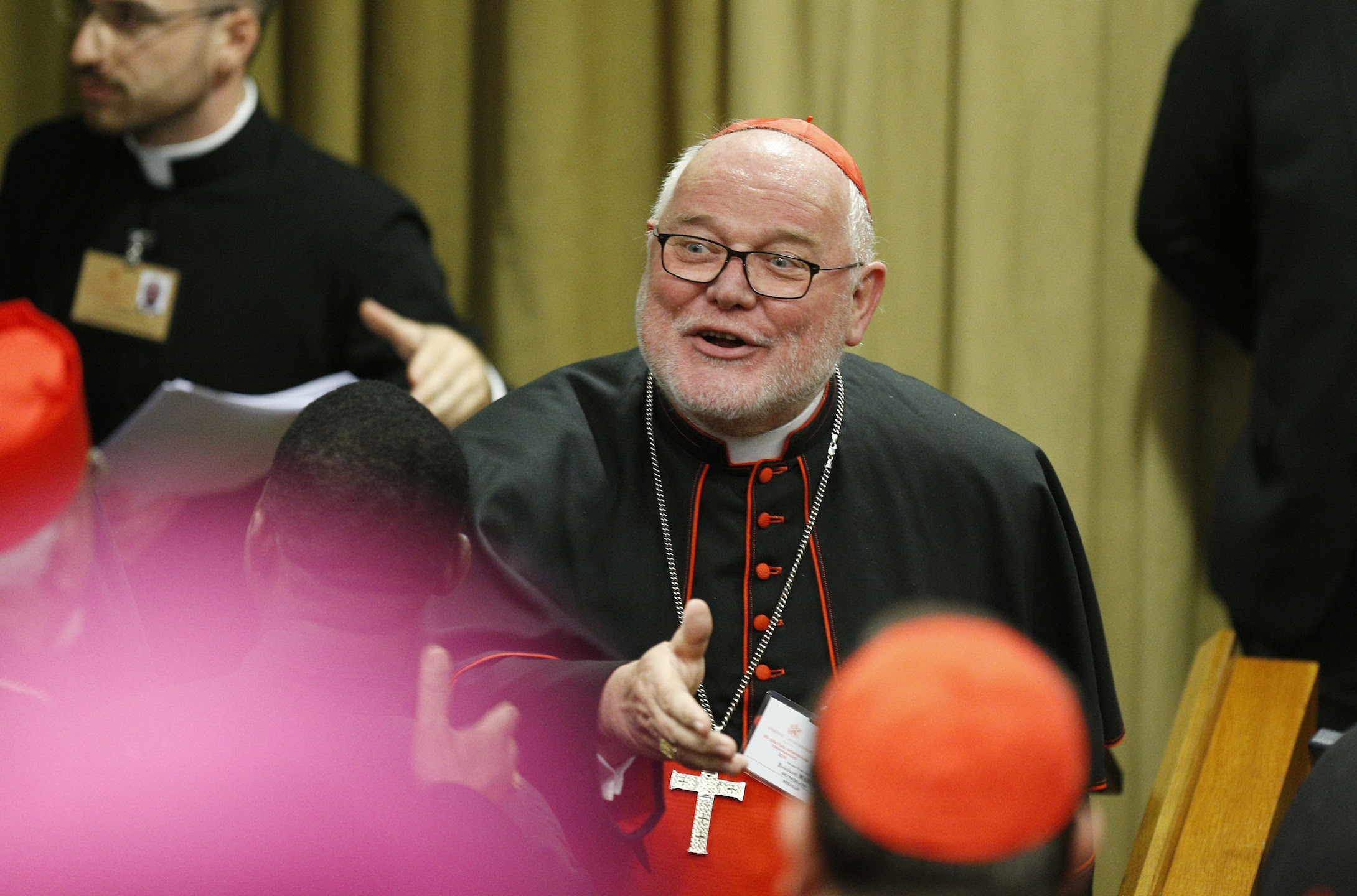20181003t1239-20950-cns-pope-synod-begins.jpg
