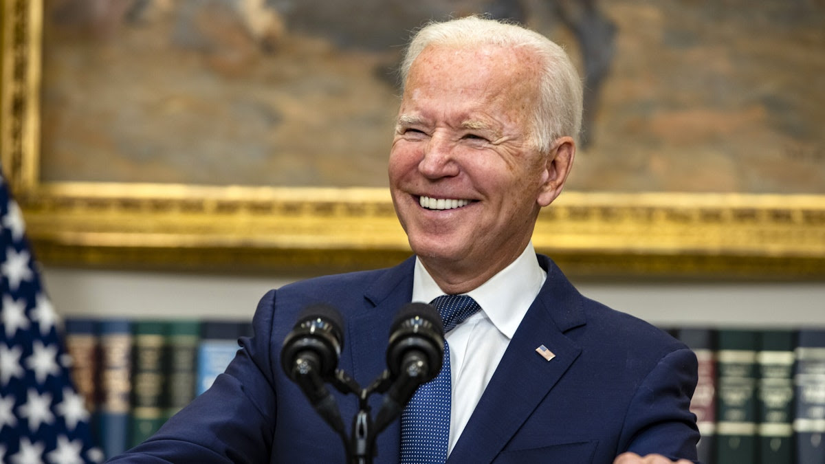 Biden Admin Freeing Haitian Migrants Into U.S. On ‘Very, Very Large Scale,’ Report Says