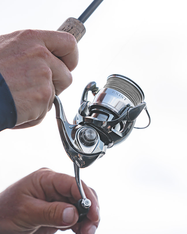 Daiwa EXIGLT3000-H Exist G LT Spinning Reel