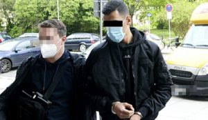 Germany: Muslim migrant brutally attacks transvestite, stabbing him repeatedly
