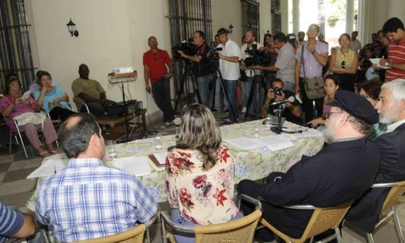 Conferencia de prensa a propósito del X Coloquio Internacional de Solidaridad con Los Cinco y contra el Terrorismo, realizada en la sede del Instituto Cubano de Amistad con los Pueblos (ICAP), en La Habana, Cuba, el 3 de septiembre de 2014. AIN FOTO/Roberto MOREJON RODRIGUEZ