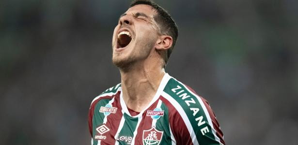 Nino comemora gol do Fluminense sobre o The Strongest em duelo da Libertadores