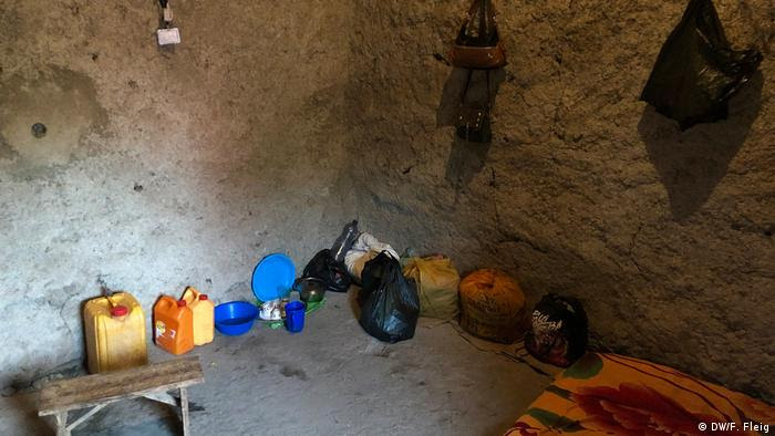 Canto de quarto em cabana de barro na Etiópia
