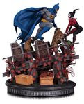 DC Comics statue Batman VS. Harley Quinn
                      Battle DC Collectibles