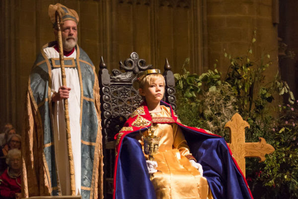 Henry III crowned in Gloucester 2016 ©
