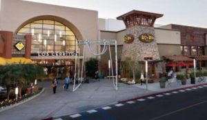 California: Muslim slides backpack under Counter-Jihad Coalition booth at mall, walks away