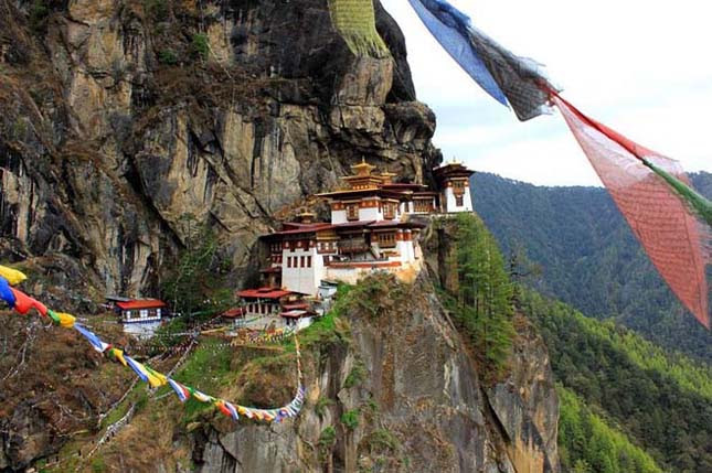 Taktsang Palphug kolostor, Bhután
