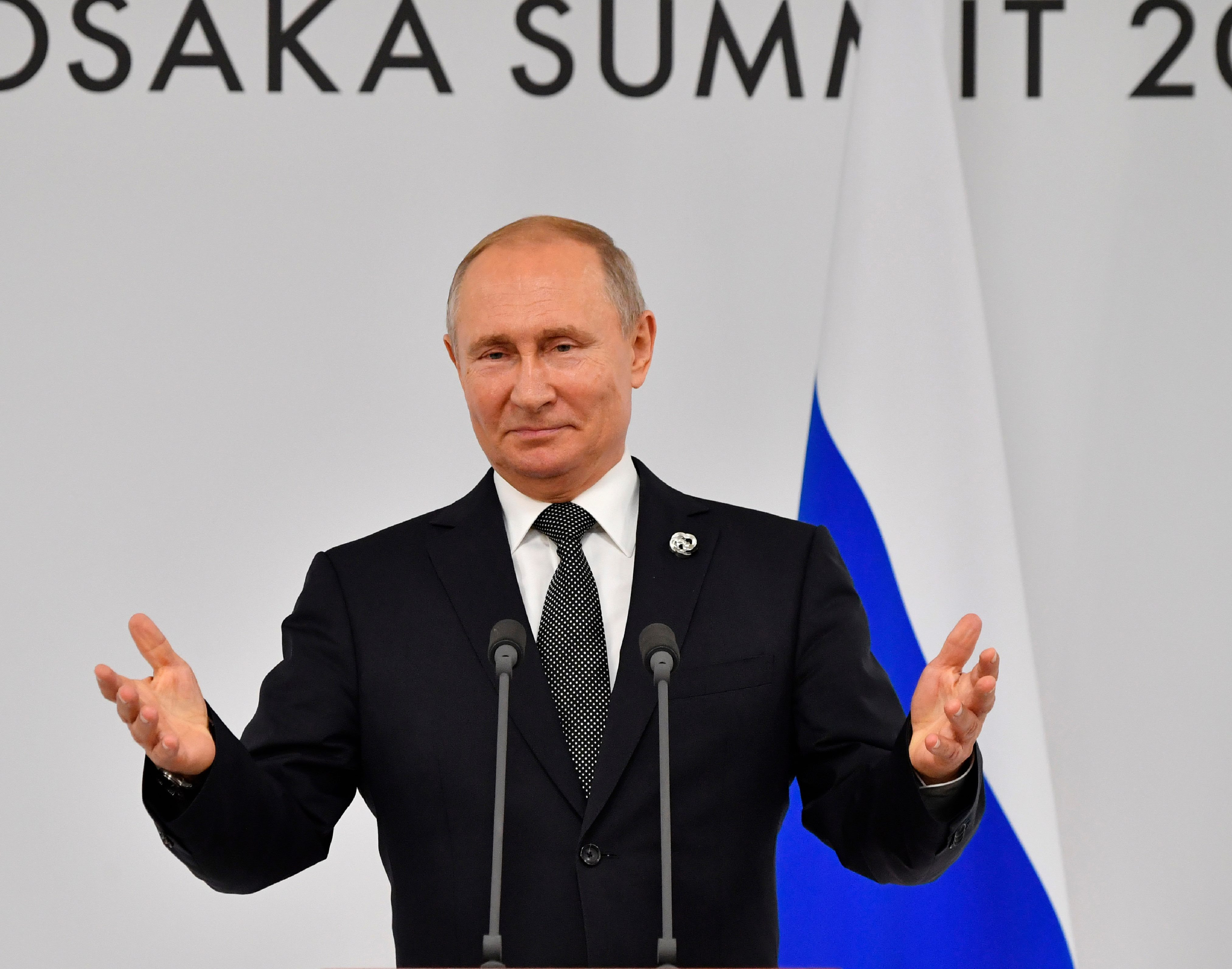 Putin is thought to be having an emergency meeting with his defence chief