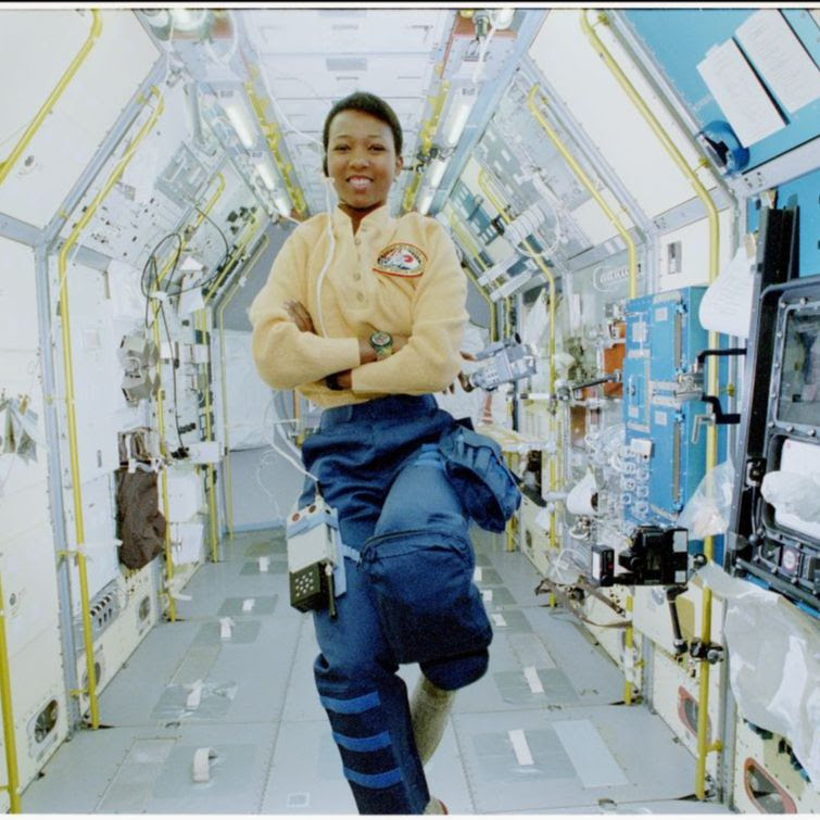Mission Specialist (MS) Mae Jemison poses in Spacelab-Japan (SLJ), facing forward.