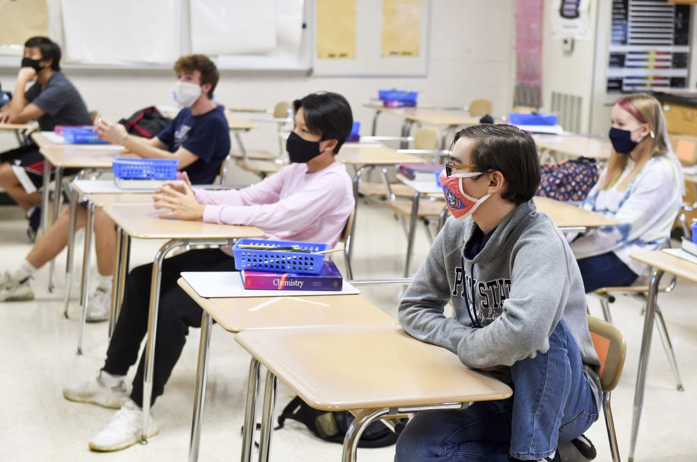 Is six feet of distance necessary to keep students safe at school? Is six feet of distance necessary to keep students safe at school?