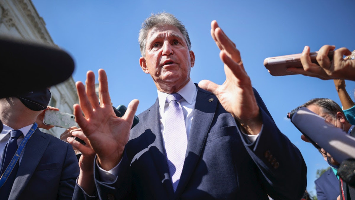 Manchin Shrugs Off ‘Build Back Better’ Revival, Knocks Biden’s Plan To Lower Inflation With More Spending