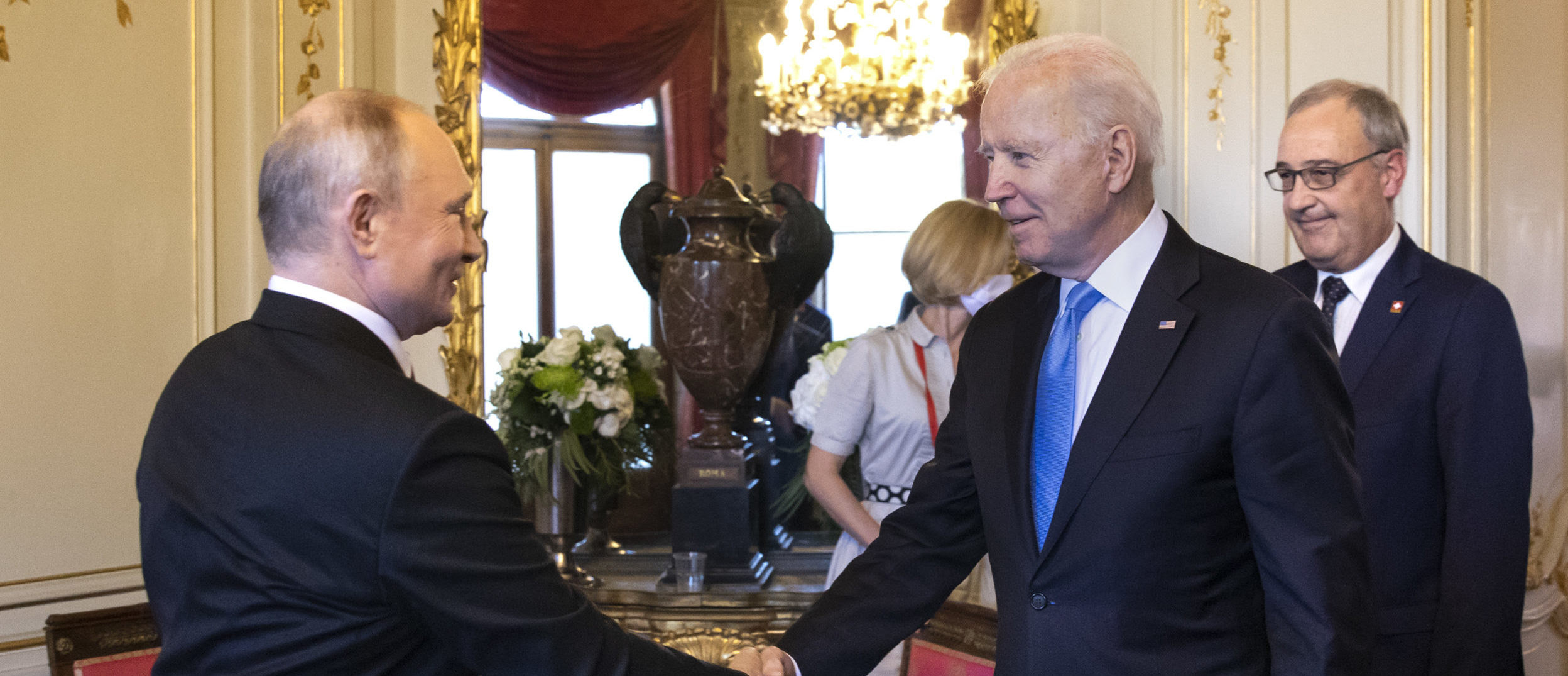 Biden Vows ‘Decisive’ Response To Potential Ukraine Invasion In Call With Vladimir Putin