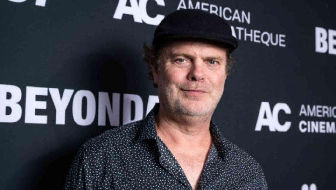 To Raise Breast Cancer Awareness, Rainn Wilson Legally Changes Name To 'Booby McBoobface'