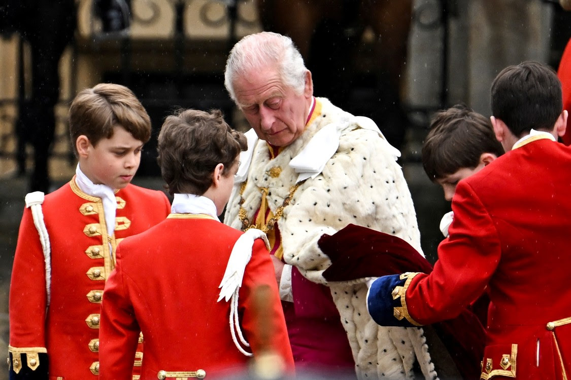 Vua Charles của Anh tại lễ đăng quang ở London, Anh, ngày 6 tháng 5 năm 2023. REUTERS/Dylan Martinez