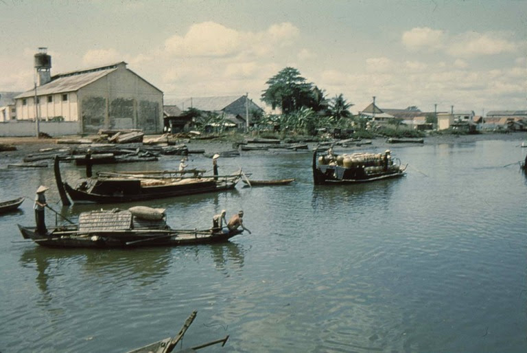Kênh rạch ở Sài Gòn.