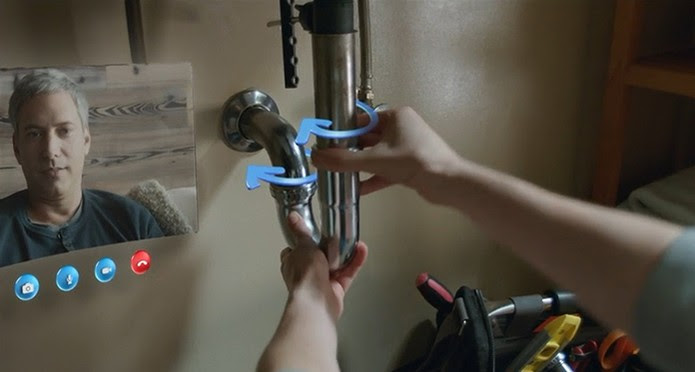 Windows Holográfico: ensinar novos métodos por hologramas 3D (Foto: Reprodução/Barbara Mannara)
