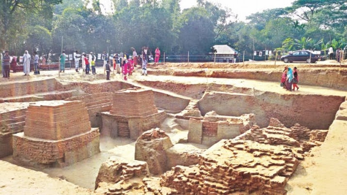 Carbon-14 dating of 26 relics found at the Nateshwar dig suggests that the site is more than 1,100 years old. From thedailystar.net
