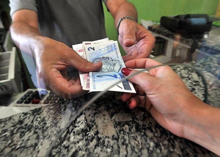 Marcello Casal Jr./Agência Brasil Notas de Real