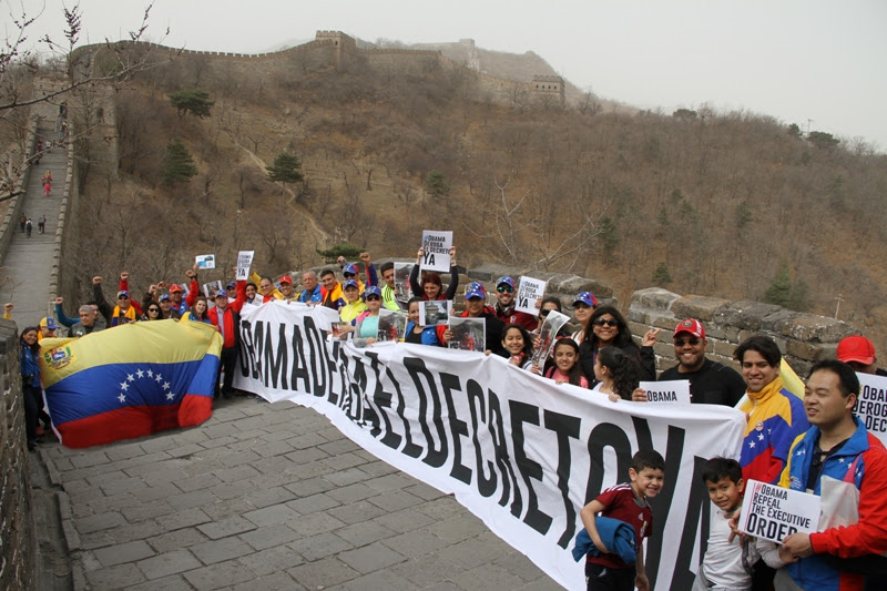 Desde la Gran Muralla China dicen: "Obama, deroga el decreto ya"