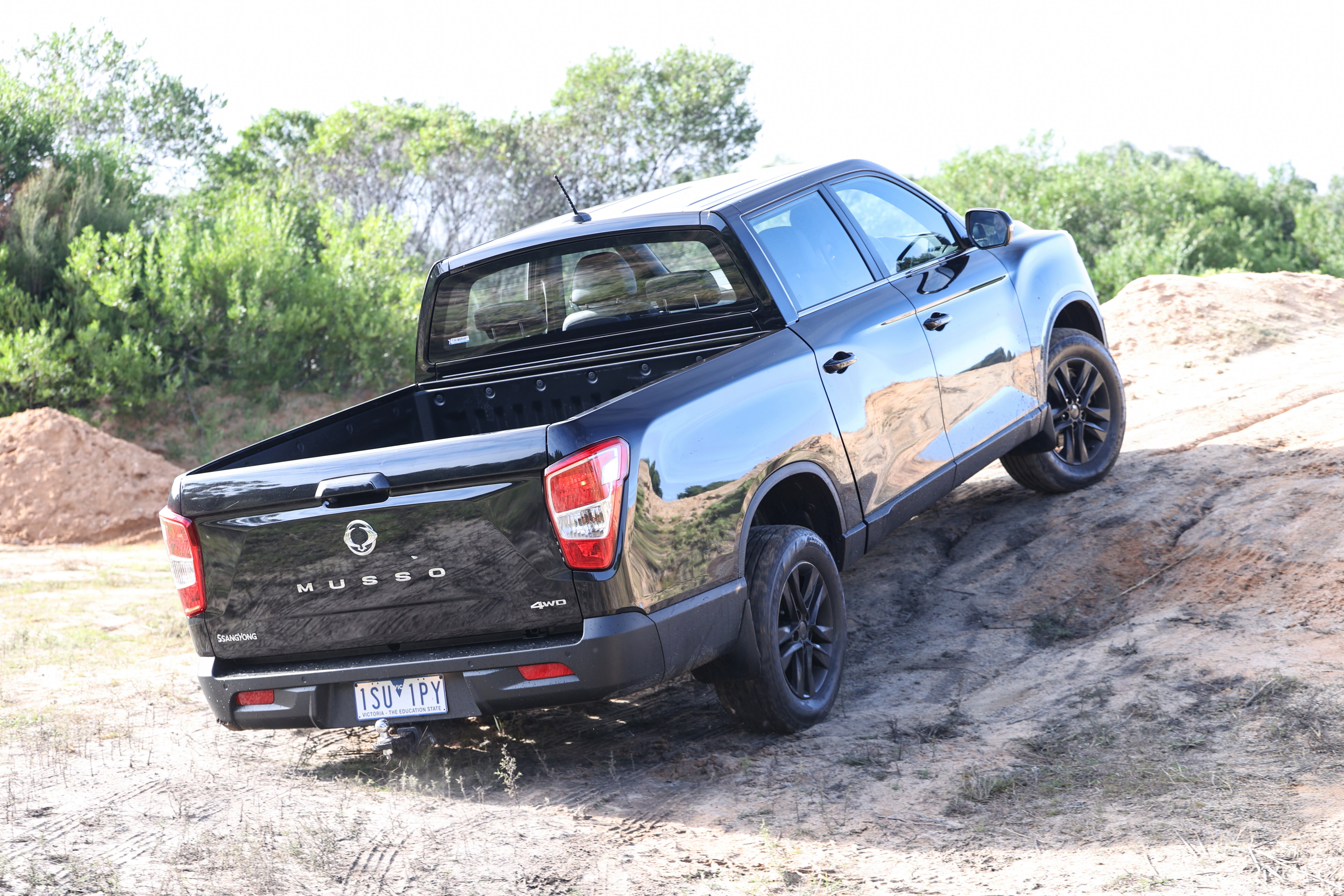 4 X 4 Australia Comparisons 2021 May 21 Ssang Yong Musso XLT Ground Clearance