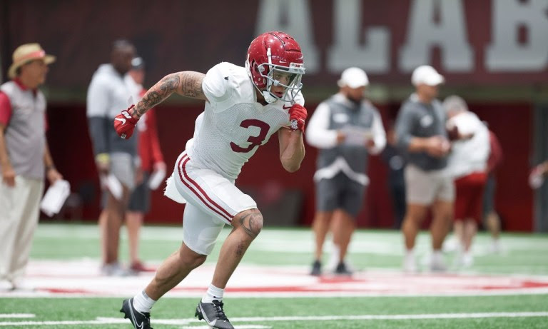 Alabama WR Jermaine Burton (#3) running a route in 2022 Spring Football Practice