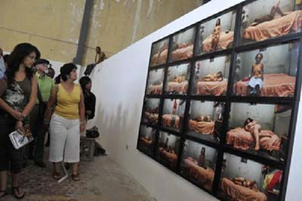 Sala de exposiciones del proyecto Fábrica de Arte Cubano_foto archivo