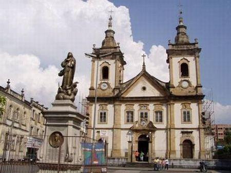 Nossa Senhora Aparecida - Mãe e Padroeira da família brasileira - Revista Arautos do Evangelho - Revista Católica