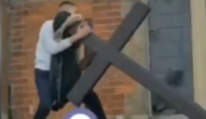 UK: Minister at church targeted by man who tore down cross expresses sympathy for the vandal