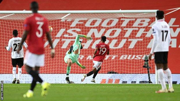 Amad Diallo scores for Man United