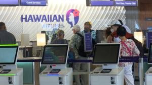 Hawaii tourism leaders incentivize travel to the islands following Maui wildfires