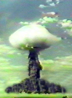 Взрыв на Тоцком полигоне, 1954 год. wikimedia