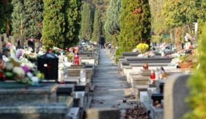 Italy: Crosses covered in cemetery to avoid offending Muslims