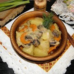 Грибы с картофелем в сметанном соусе