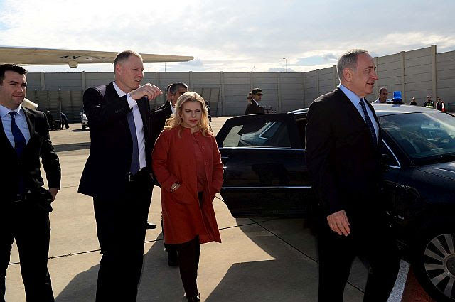 PM Benjamin Netanyahu and his wife Sara at Ben Gurion International Airport