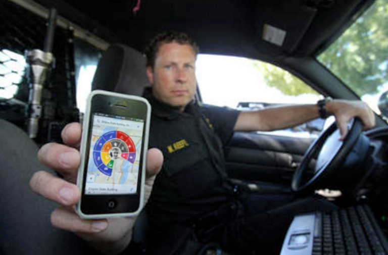 The Smartphone App Cops Don’t Want You To Have - You'll Want It!