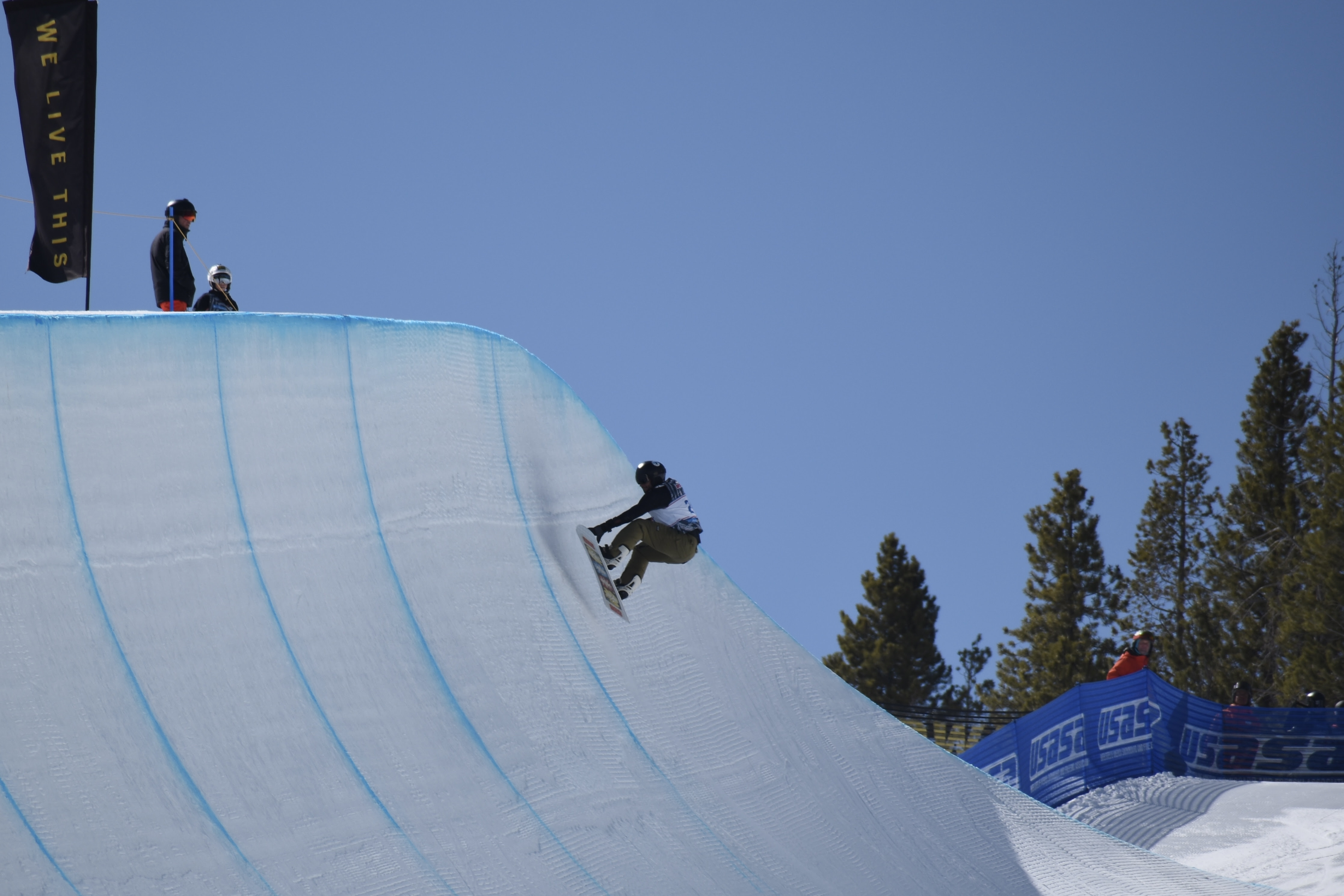 Zachary Elder competing in the 22’ Superpipe