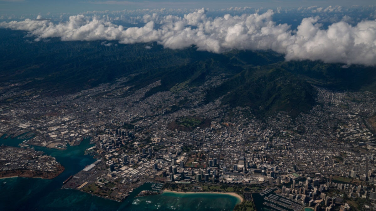 Rare Blizzard Warning Issued For Hawaii: ‘Travel Could Be Very Difficult To Impossible’