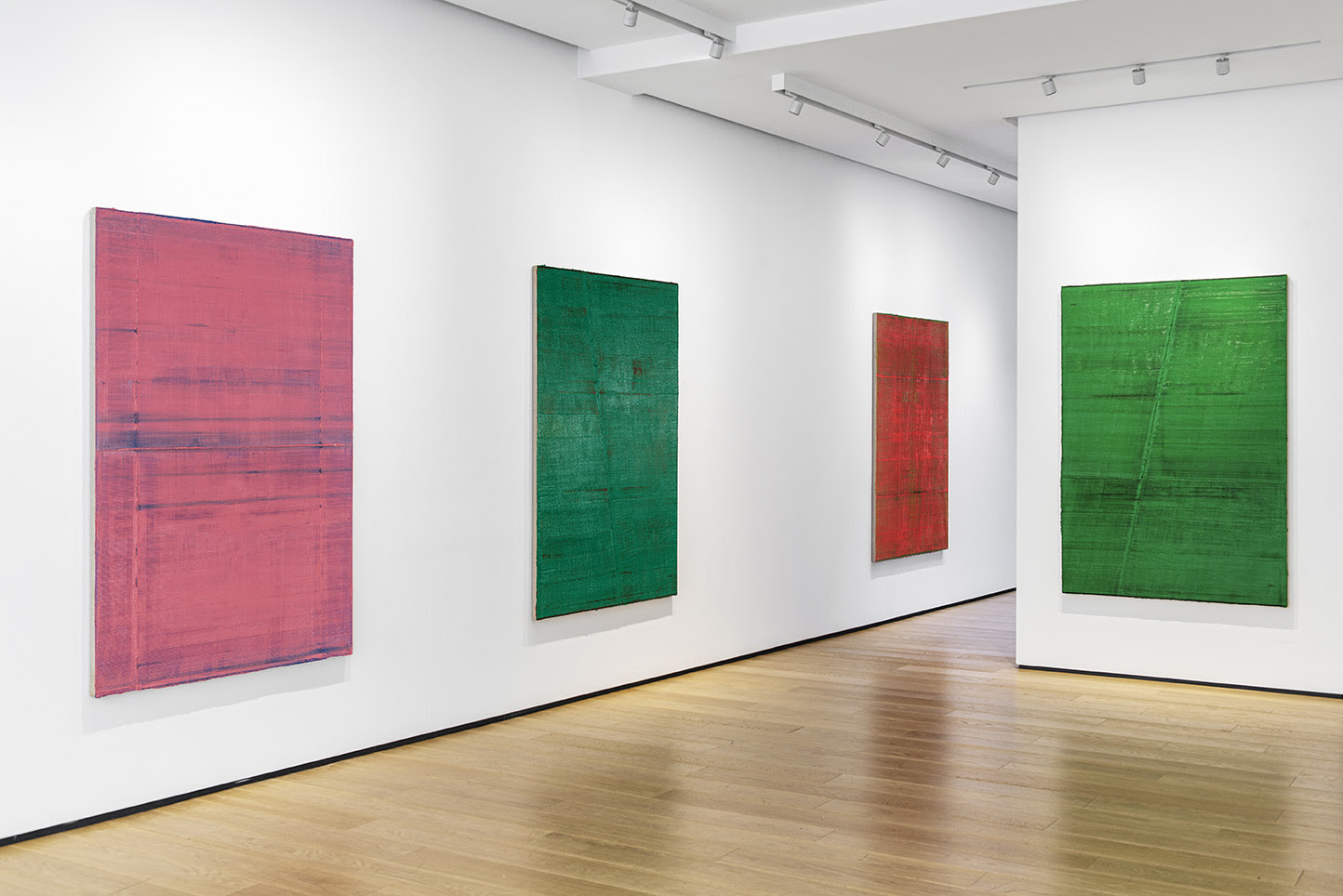 Oren Eliav, Crossing at Night, 2020 | olio su tela, 170 x 340 cm Courtesy l'artista e BUILDING, ph. Michele Alberto Sereni Oren Eliav, Crossing at Night, 2020 | olio su tela, 170 x 340 cm Courtesy l'artista e BUILDING, ph. Michele Alberto Sereni