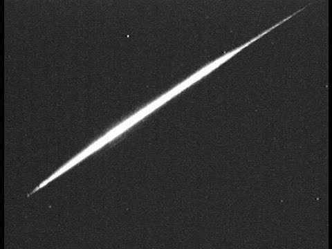 Slow cometary fireball on Oct. 26 (at 23:57 UT)  Hqdefault