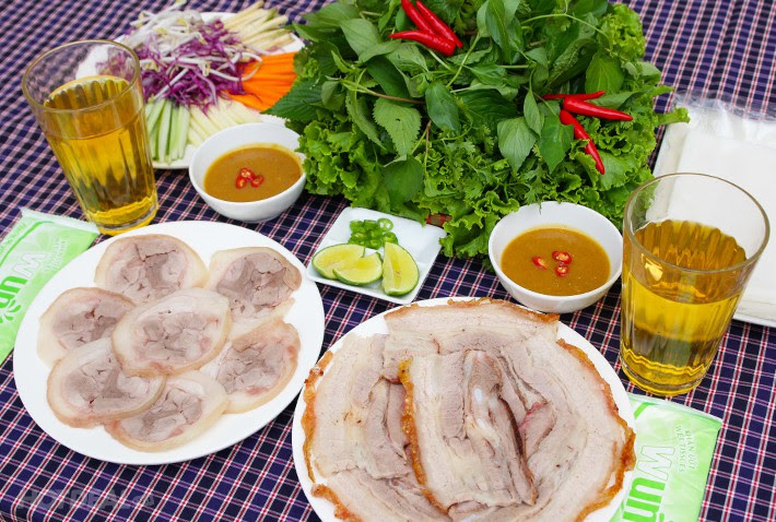 Báo The New York Times chọn Đà Nẵng làm điểm du lịch đáng đến nhất 2019 và ẩm thực là một trong những nguyên do chính - Ảnh 7. Báo The New York Times chọn Đà Nẵng làm điểm du lịch đáng đến nhất 2019 và ẩm thực là một trong những nguyên do chính - Ảnh 7.