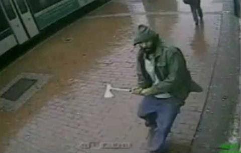Jihad in America: Hatchet Wielding Muslim Viciously Attacks Two NYPD Officers